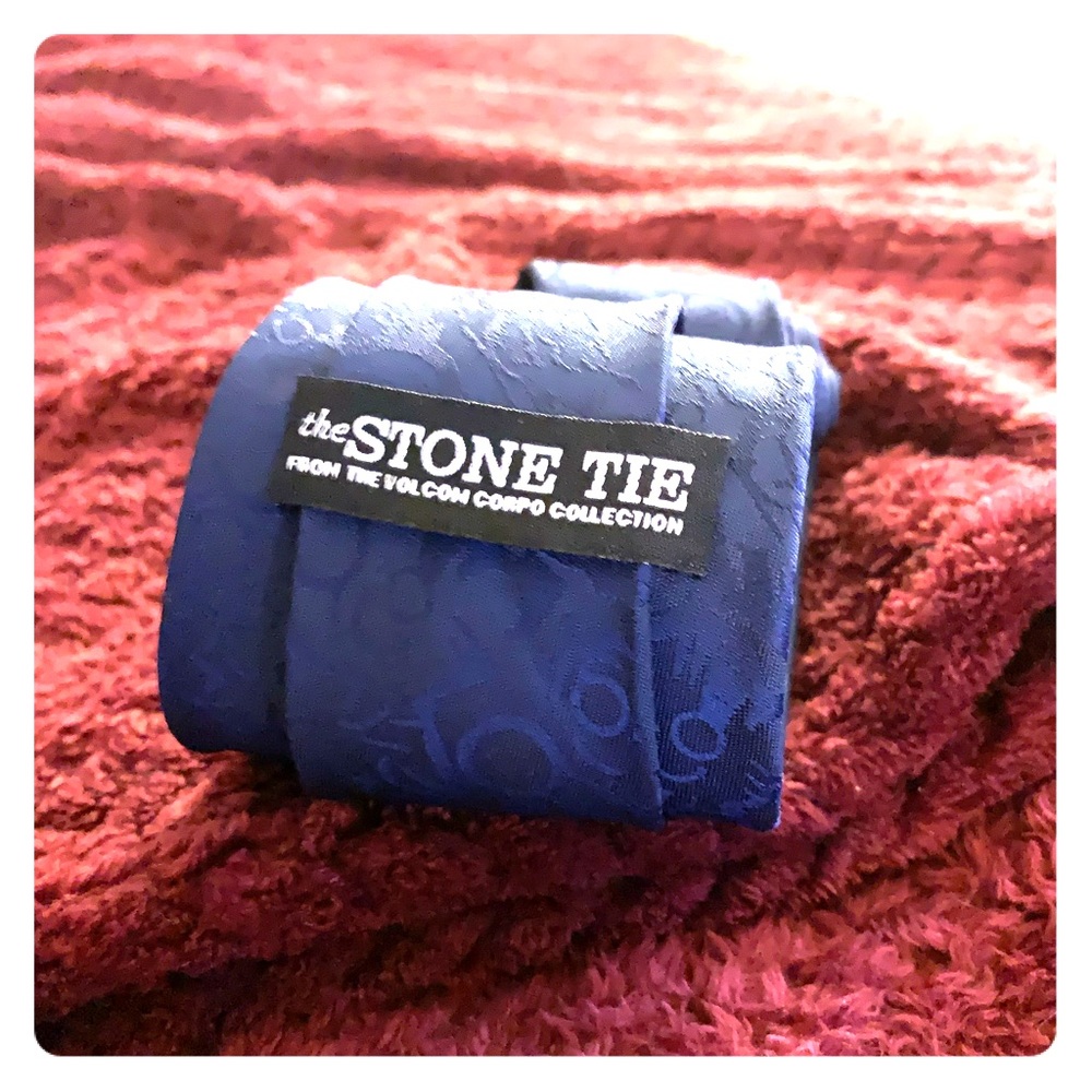 Navy Paisley Tie by Volcom